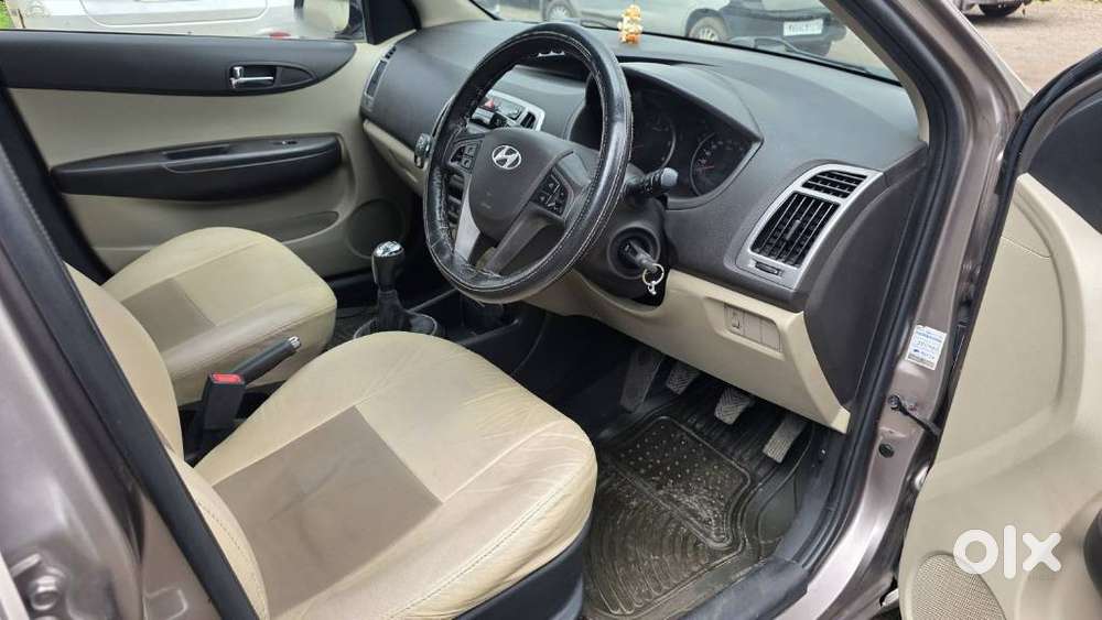 Hyundai I20 Sportz Option 1.4 Crdi, 2014, Diesel