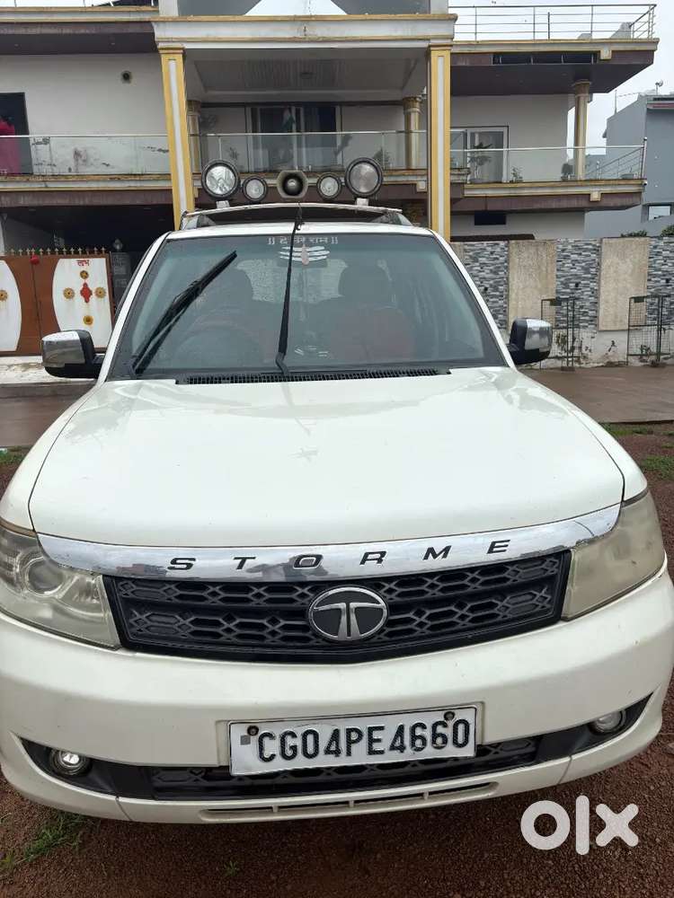 Tata Safari Storme 2016 Diesel 130000 Km Driven