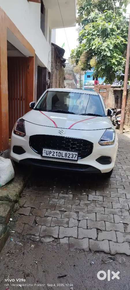 Maruti Suzuki Swift 2025 Petrol