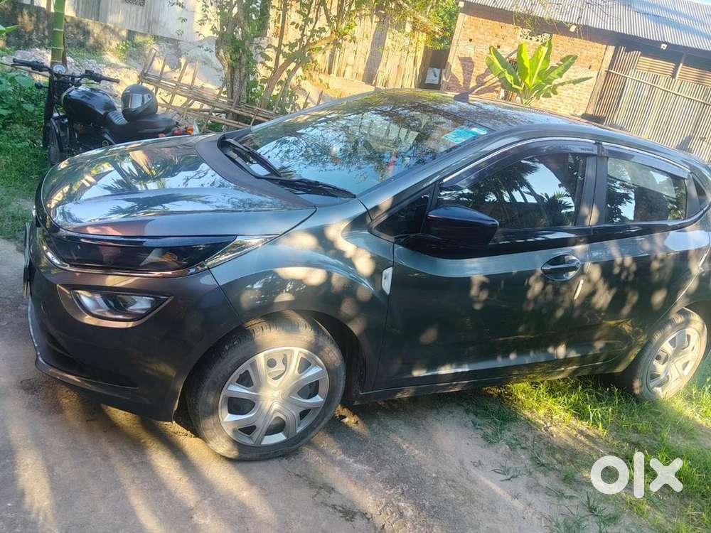 Tata Altroz 2022 Petrol Well Maintained