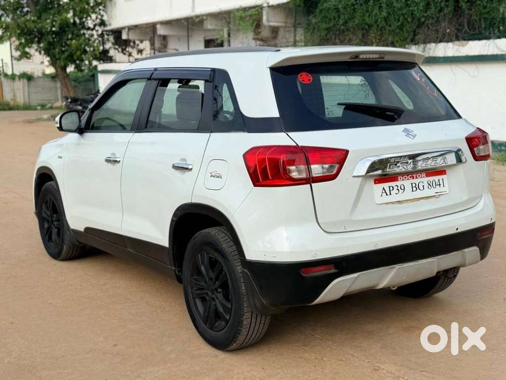 Maruti Suzuki Brezza Zdi+ Dual Tone, 2019, Diesel