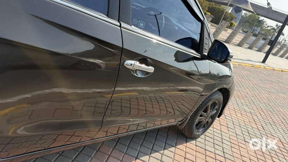 Honda Amaze 2016 Diesel Well Maintained