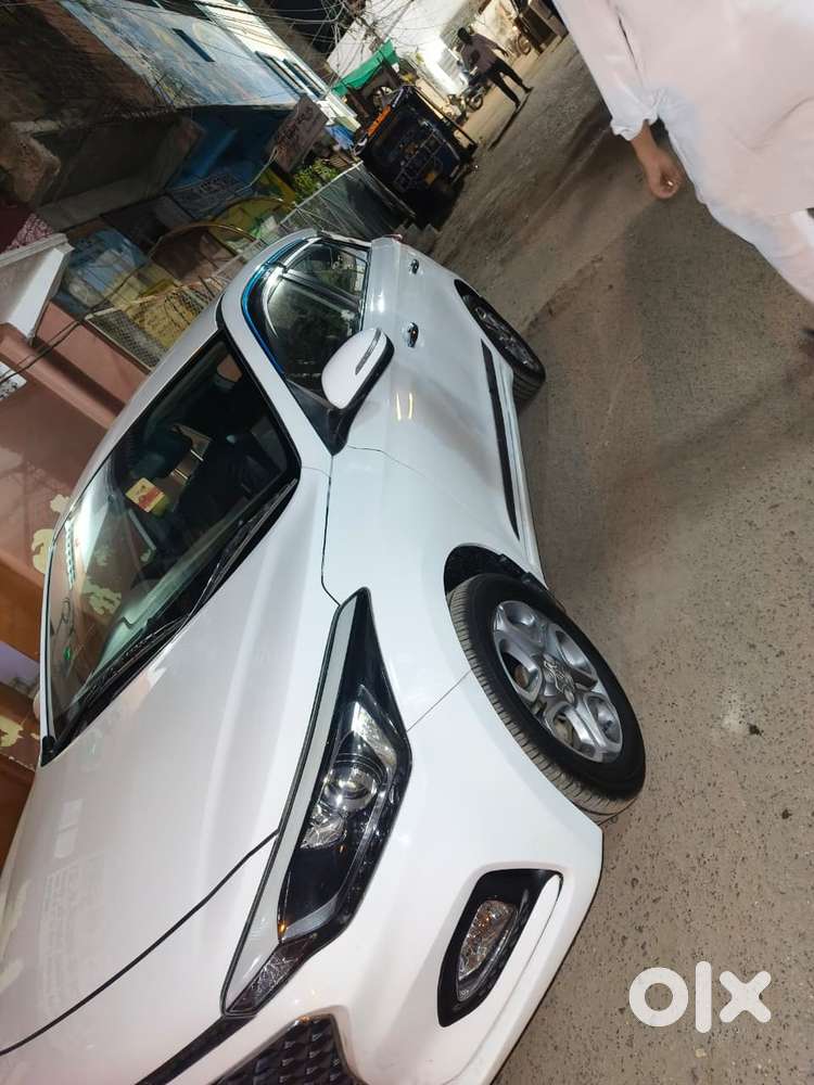 Hyundai Elite I20 Asta Option Cvt, 2018, Petrol