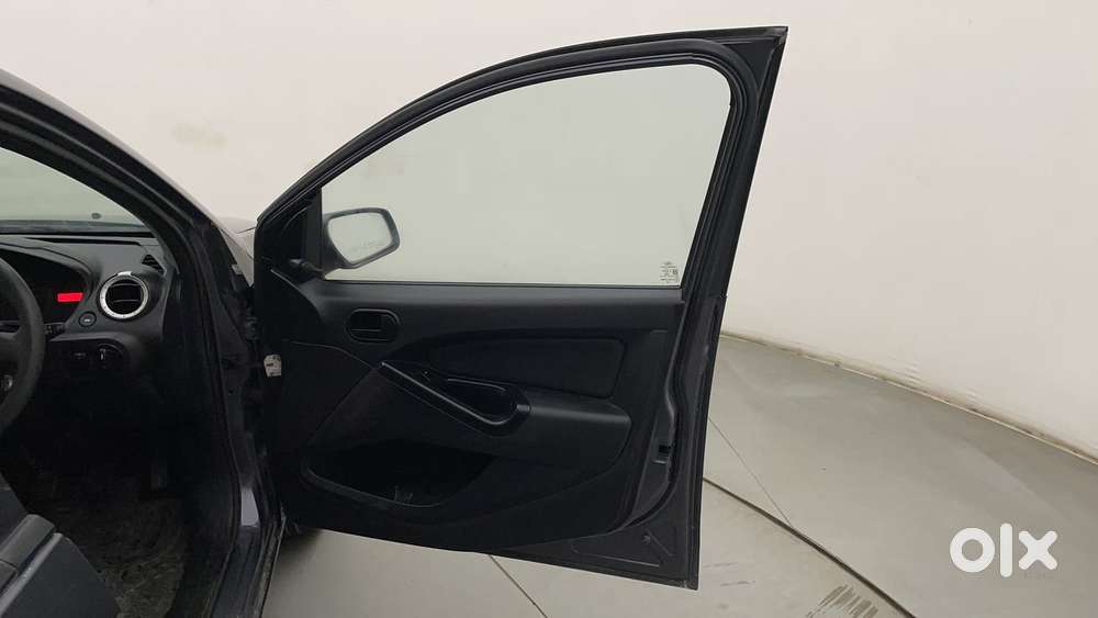 Ford Figo 2010-2012 Petrol Exi, 2015, Petrol