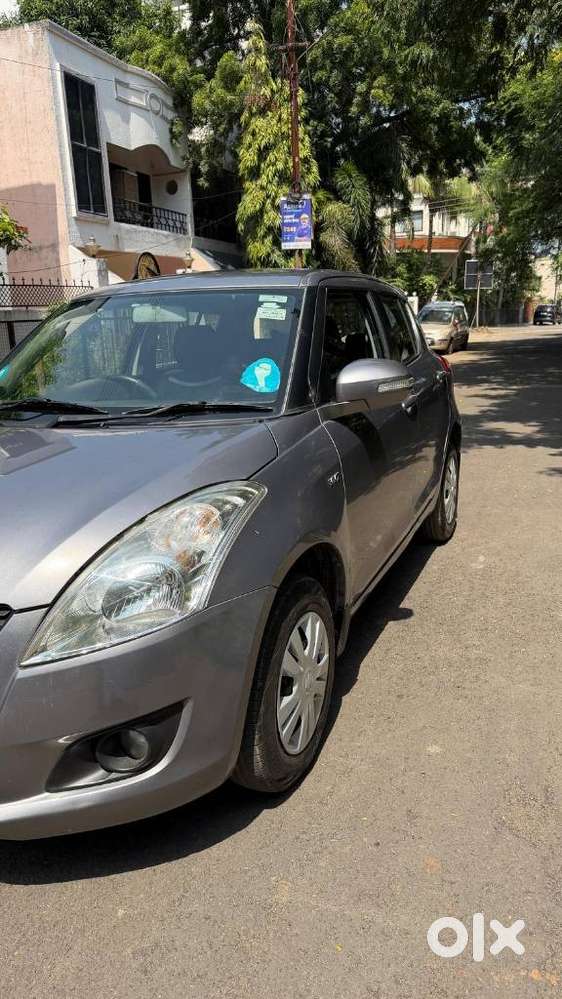 Maruti Suzuki Swift Vxi + Manual, 2014, Petrol