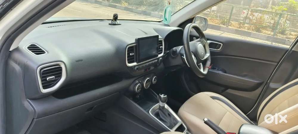 Hyundai Venue 1.0 Sx (o) Turbo Dct, 2021, Petrol