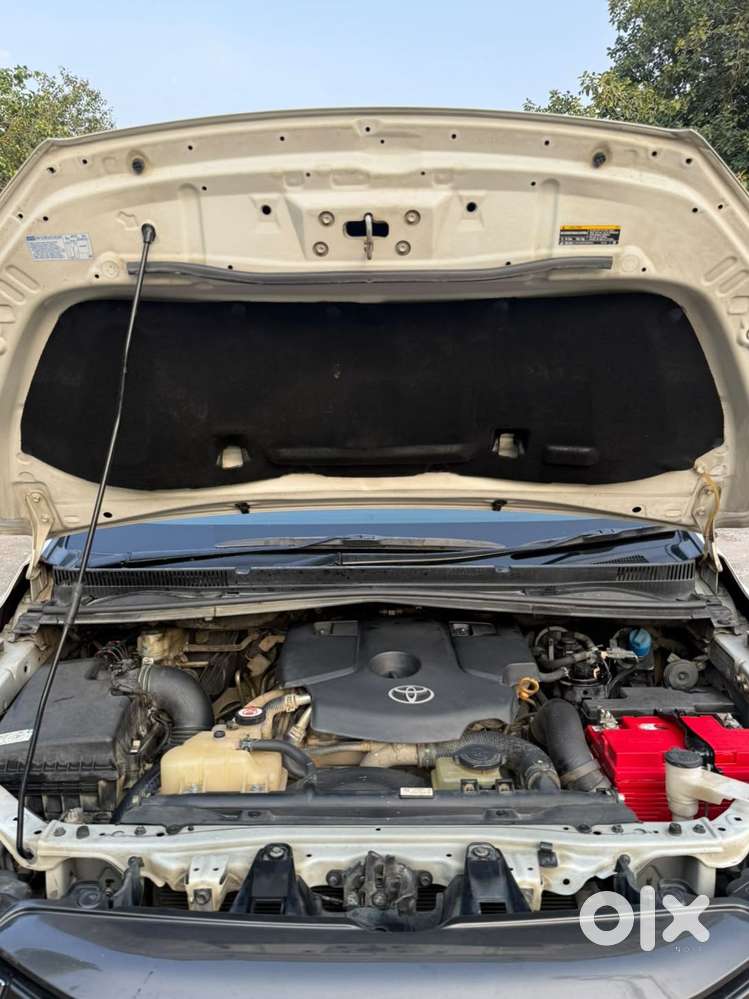 Toyota Innova Crysta [2020-ongoing] 2.4 Zx 7 Str, 2022, Diesel
