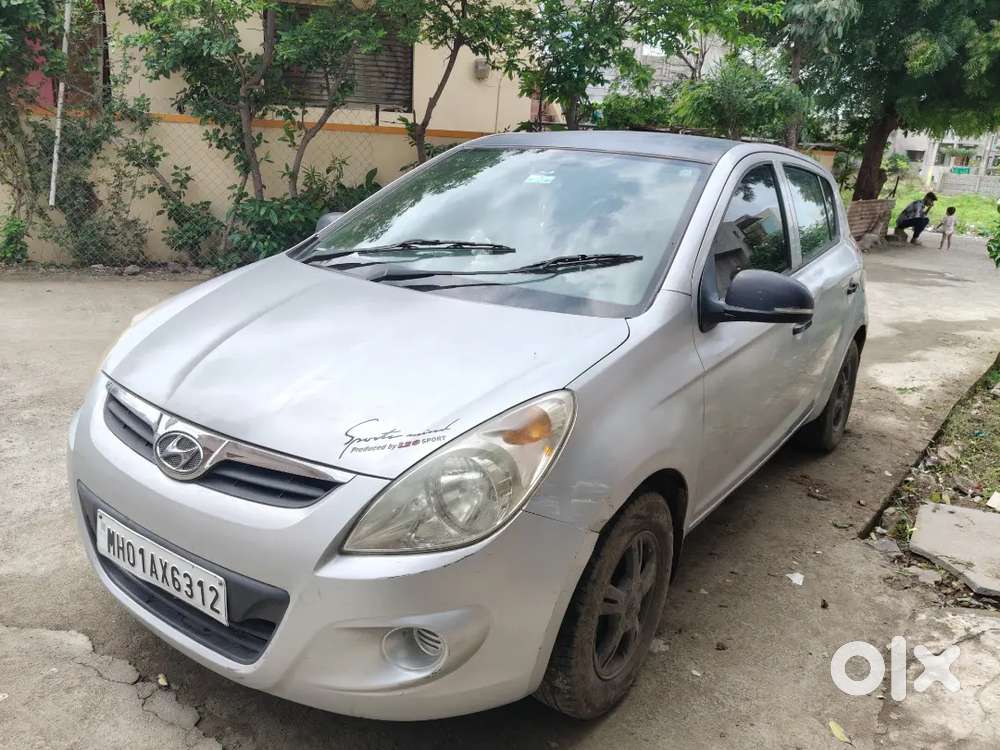 Hyundai I 20 Sports 07/2011  Rs. 225000