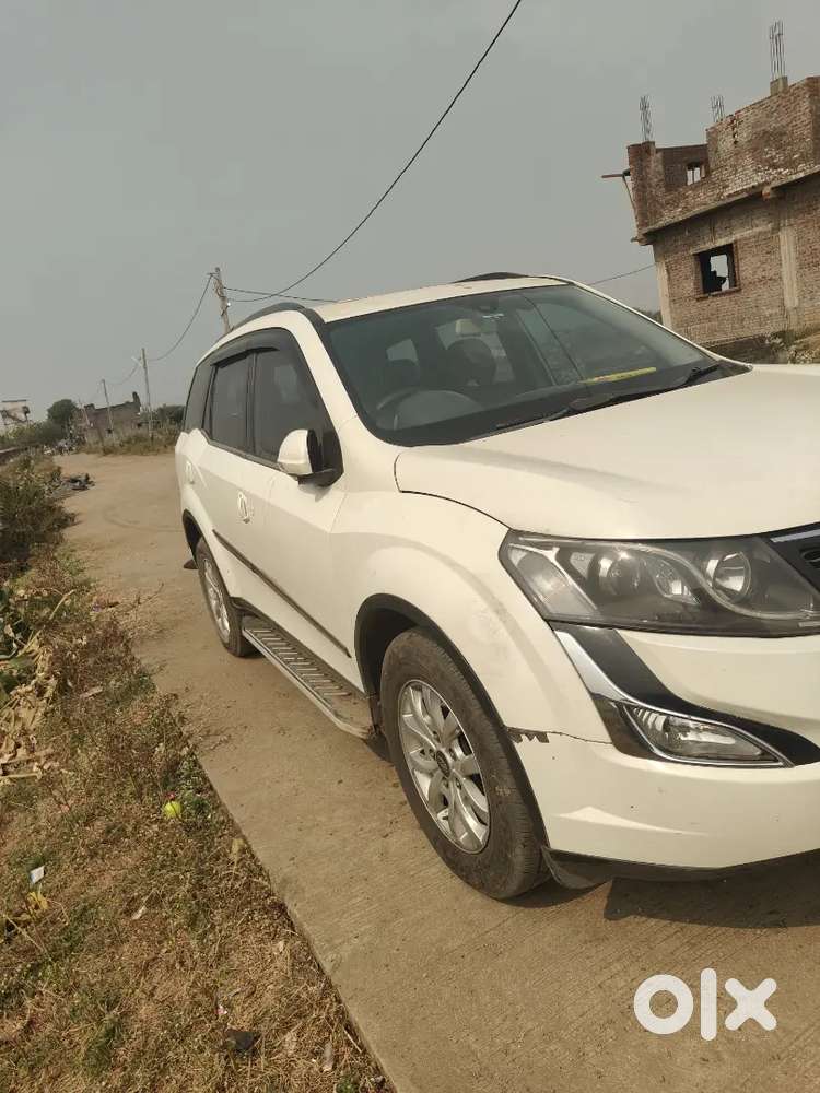 Xuv500 W10 Well Maintained & Amezing Condition