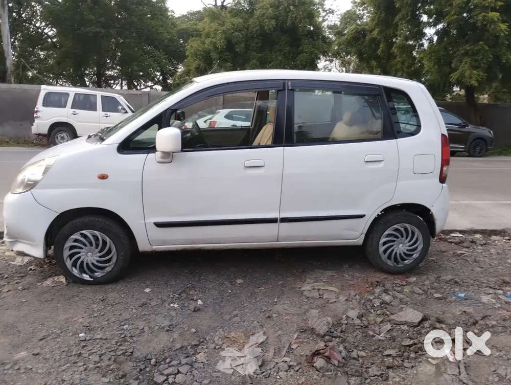Maruti Suzuki Zen Estilo 2013 Petrol Manual