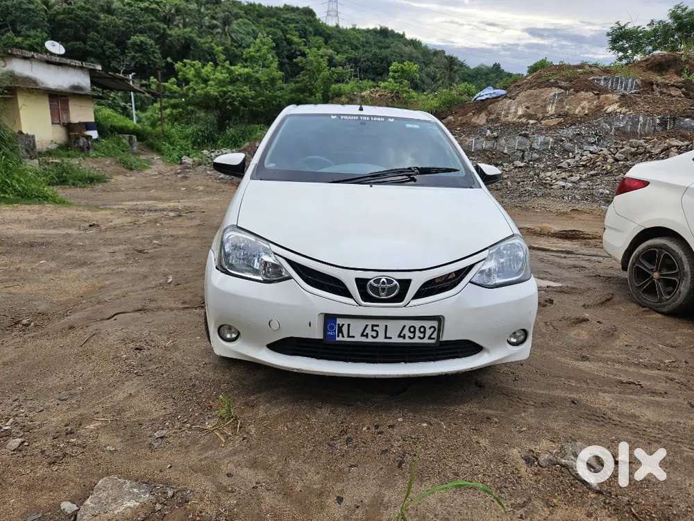 Toyota Etios Liva 2015 Petrol 135000 Km Driven