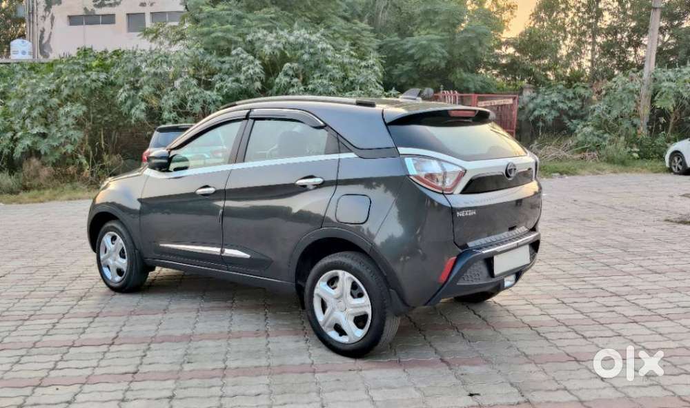 Tata Nexon 1.2 Revotron Xt Plus, 2019, Petrol
