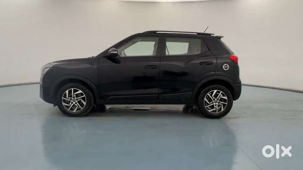 Mahindra Xuv300 W8 Option, 2022, Petrol