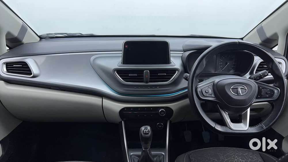 Tata Altroz Xz, 2021, Petrol