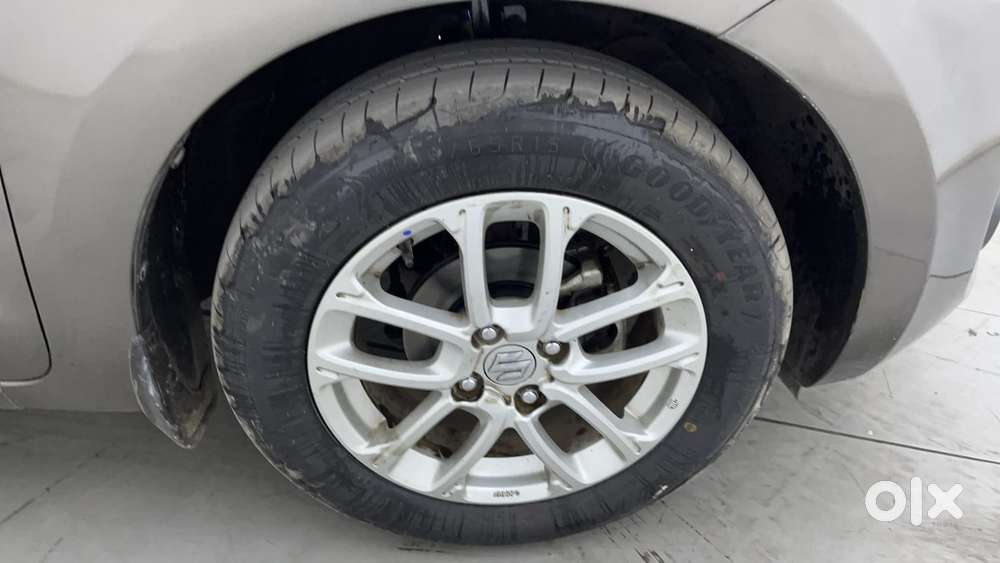 Maruti Suzuki Swift Amt Zxi, 2019, Petrol