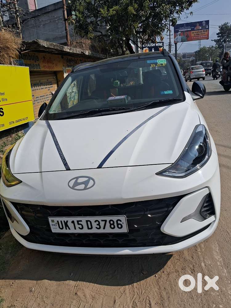 Hyundai Manual Petrol Car 2025