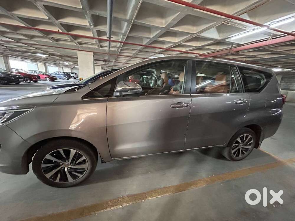 Toyota Innova Crysta 2022 Model Zx At 30000 Km Driven