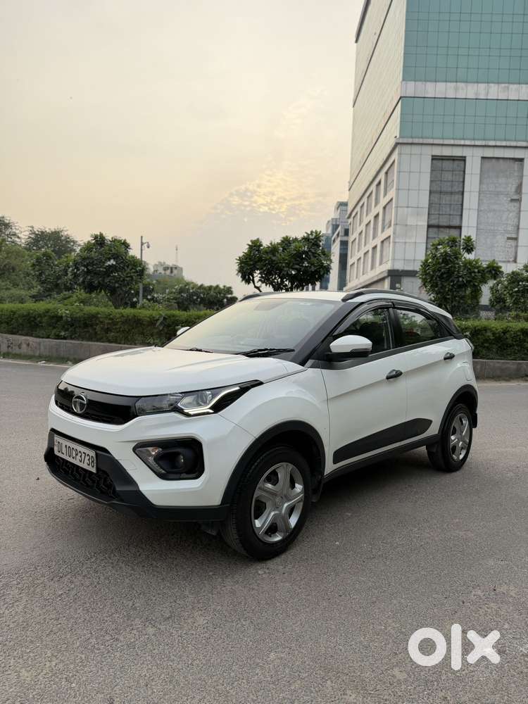 Tata Nexon 1.5 Revotorq Xz Plus Hs Dual Tone, 2023, Petrol