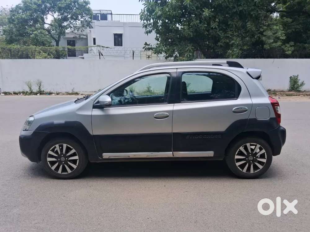 Toyota Etios Cross 1.5l V, 2015, Petrol