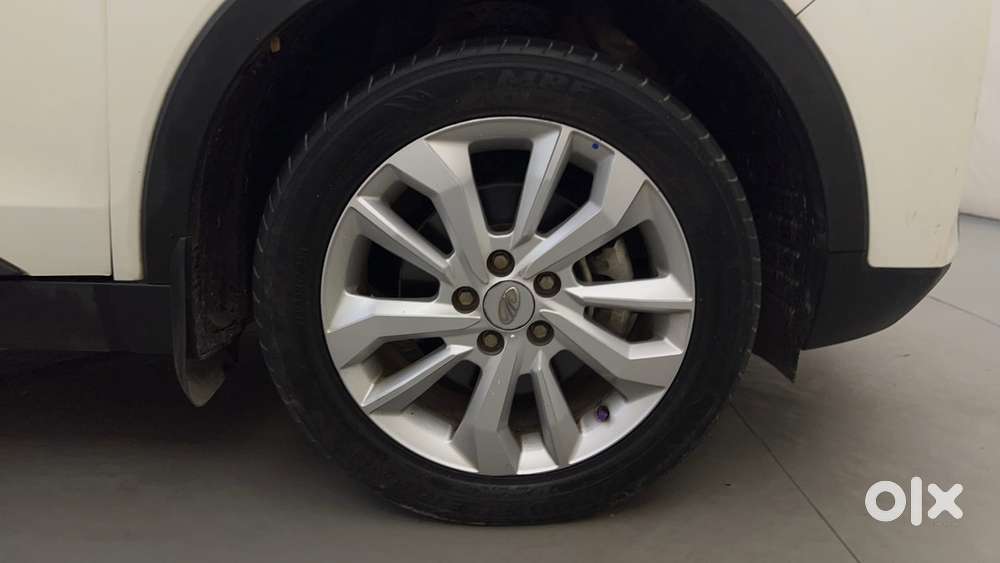 Mahindra Xuv300 W8 Amt Optional Diesel, 2021, Petrol