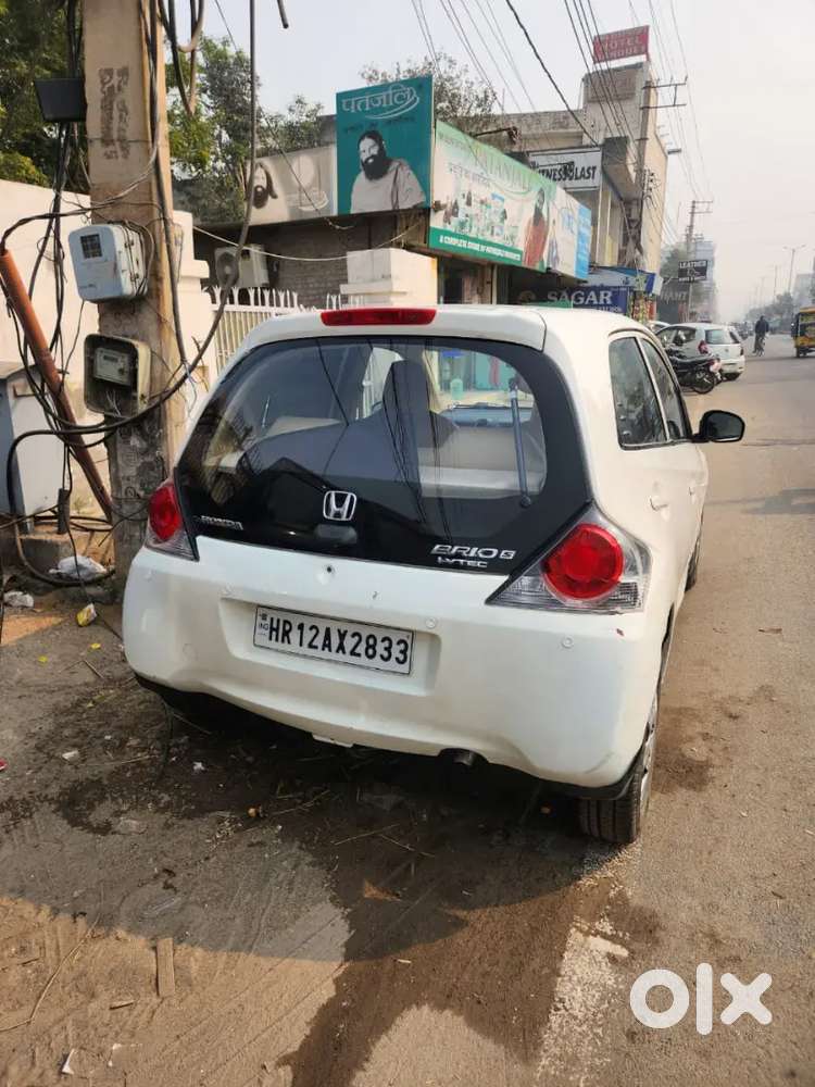 Honda Brio 2012 Petrol Well Maintained