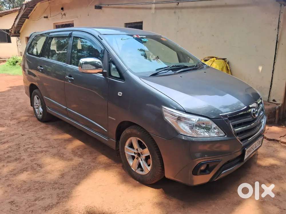 Toyota Innova 2014 Diesel Well Maintained