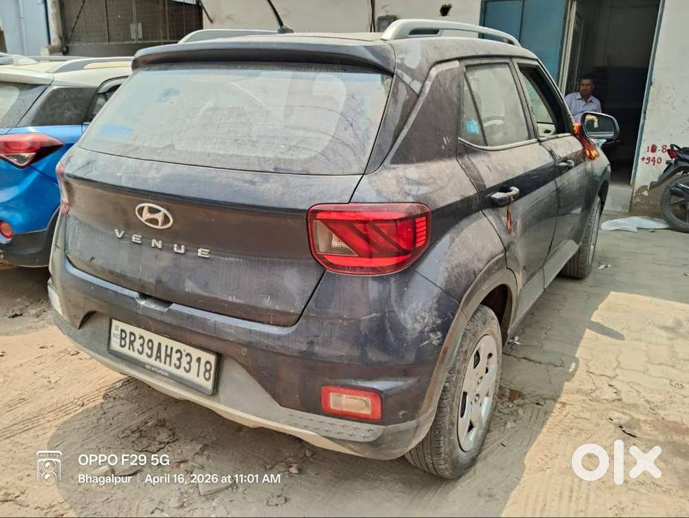 Hyundai Venue 2021 Petrol Good Condition