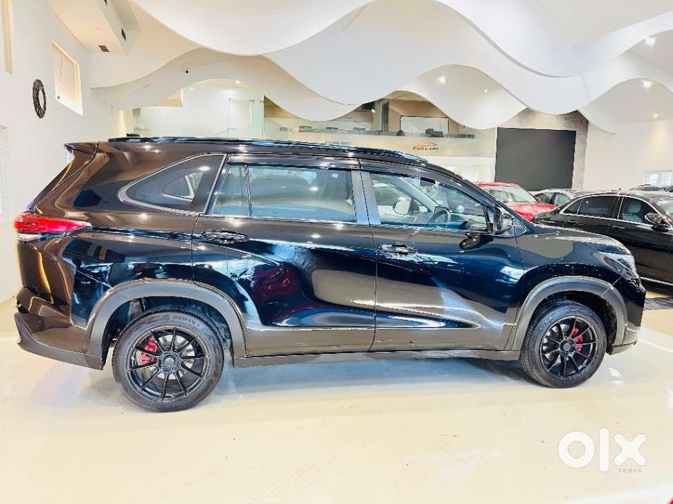 Maruti Suzuki Invicto Alpha Plus 7str, 2025, Petrol