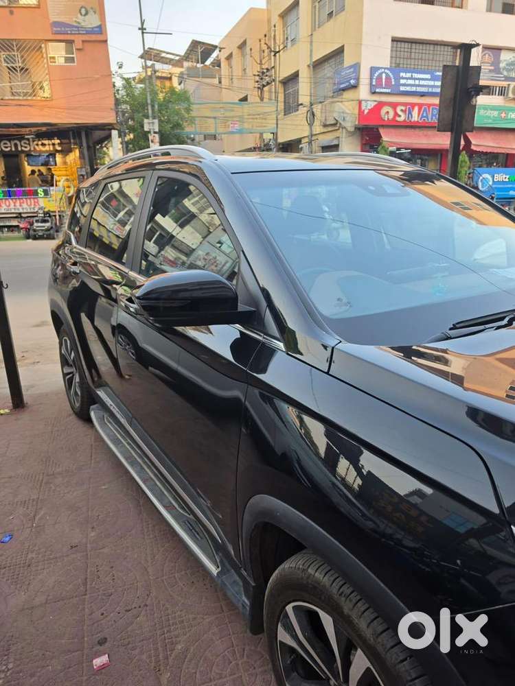 Mg Petrol Automatic 2025