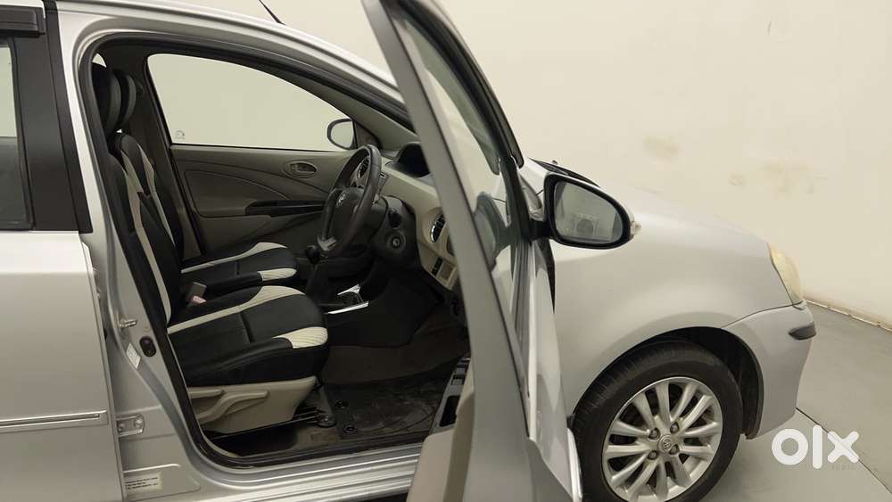 Toyota Etios 1.5 Vx, 2015, Petrol