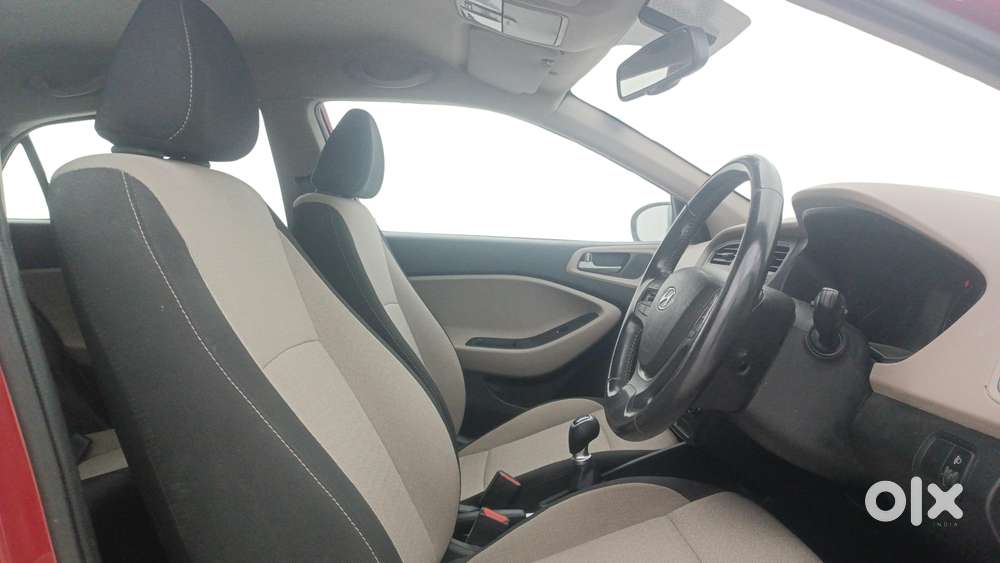 Hyundai Elite I20 Sportz (o) 1.2, 2014, Petrol