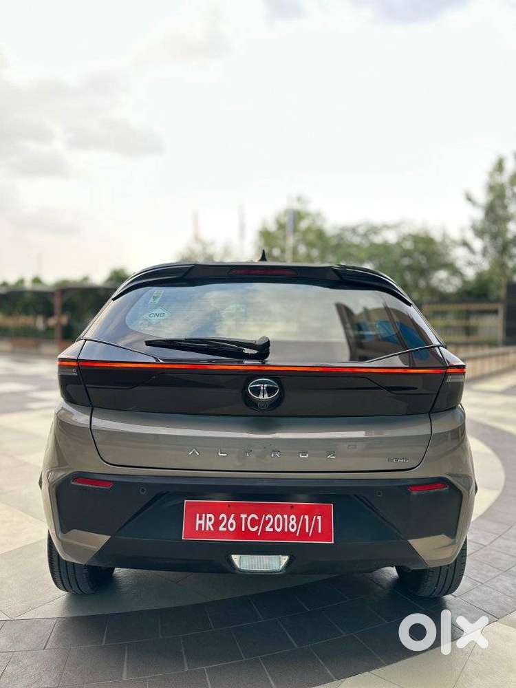 Tata Altroz, 2025, Cng & Hybrids