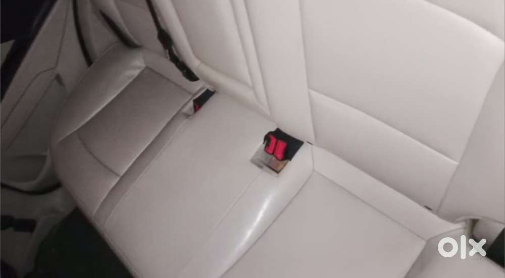 Mahindra Xuv300 W8 Option Diesel, 2019, Diesel