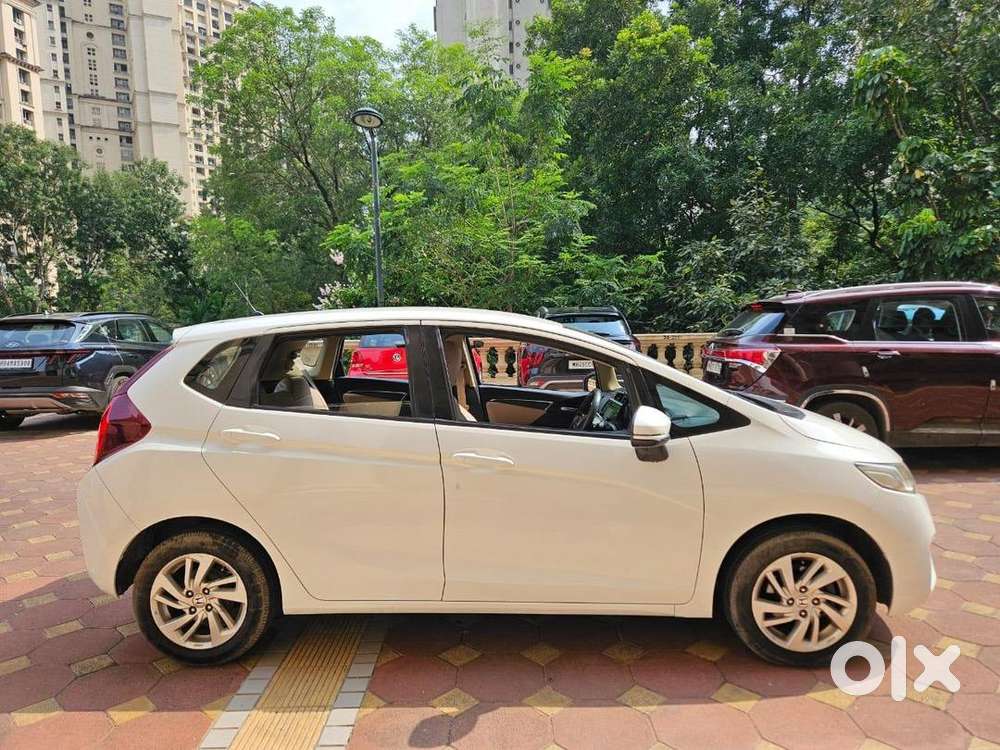 Honda Jazz 2016 Petrol Well Maintained