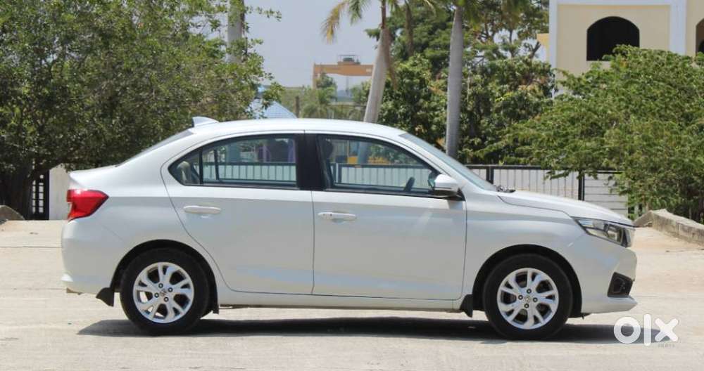 Honda Amaze 2nd Gen Vx, 2021, Petrol