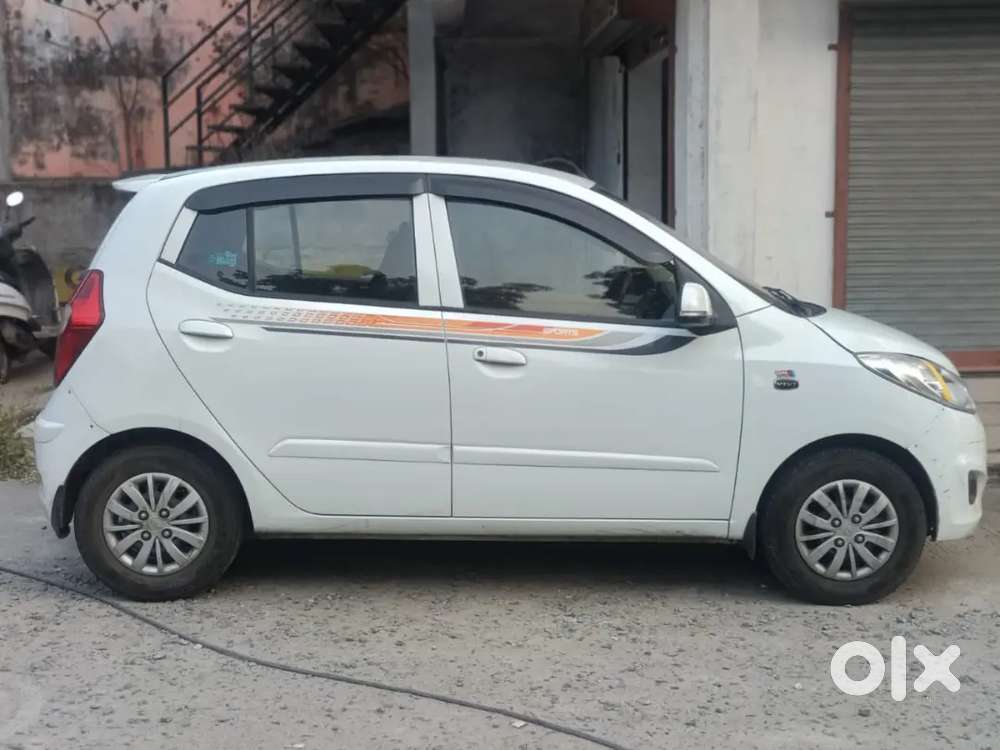 Hyundai I10 Sportz 2013