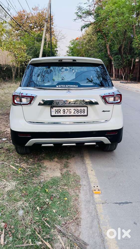 Maruti Suzuki Vitara Brezza 1.5 Lxi, 2021, Cng & Hybrids