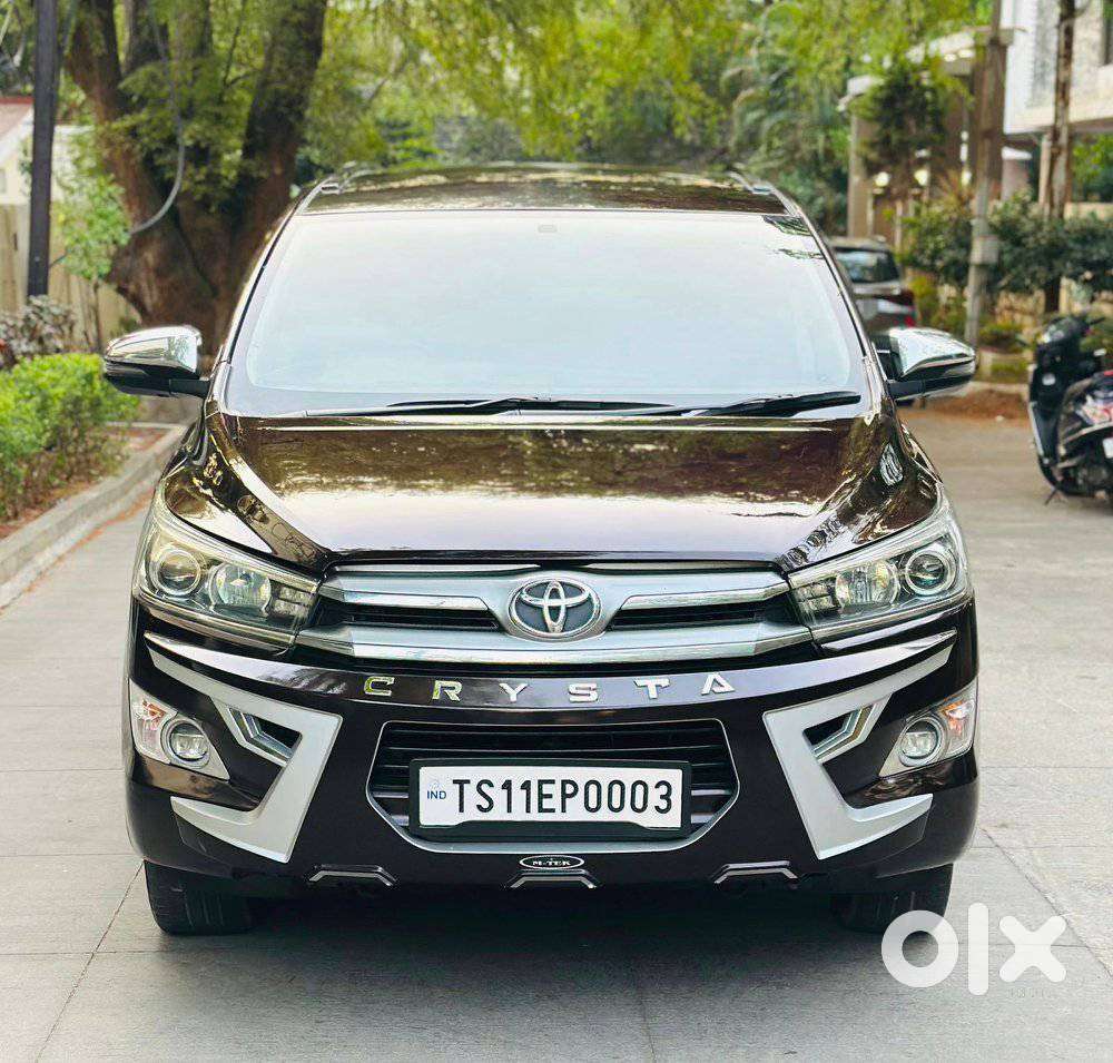 Toyota Innova Crysta 2.8z Automatic, 2018