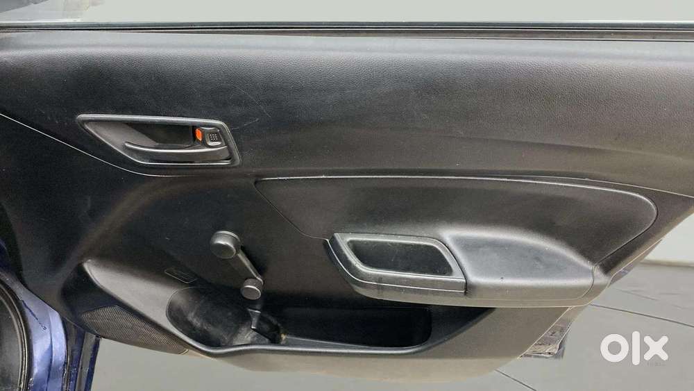 Maruti Suzuki Swift Lxi, 2020, Petrol