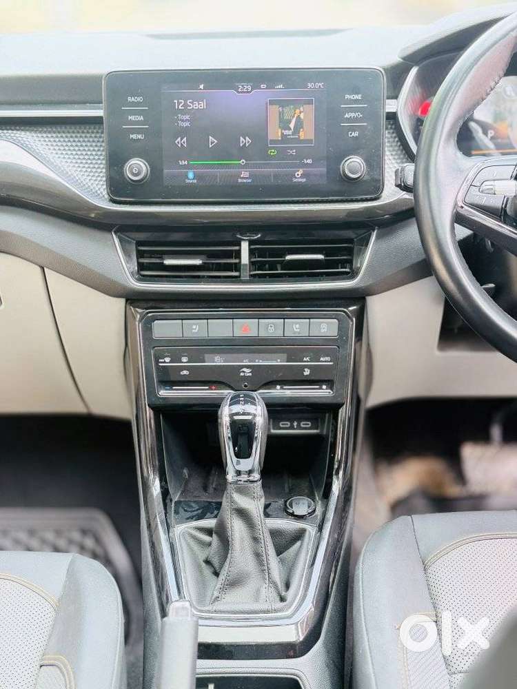 Skoda Kushaq 1.0 Tsi Style At (6 Airbags), 2023, Petrol