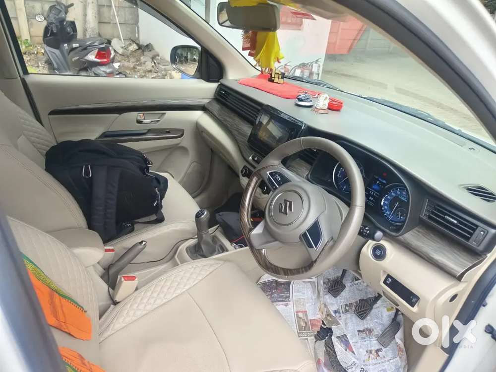 Maruti Suzuki Ertiga Zxi Ples 2022