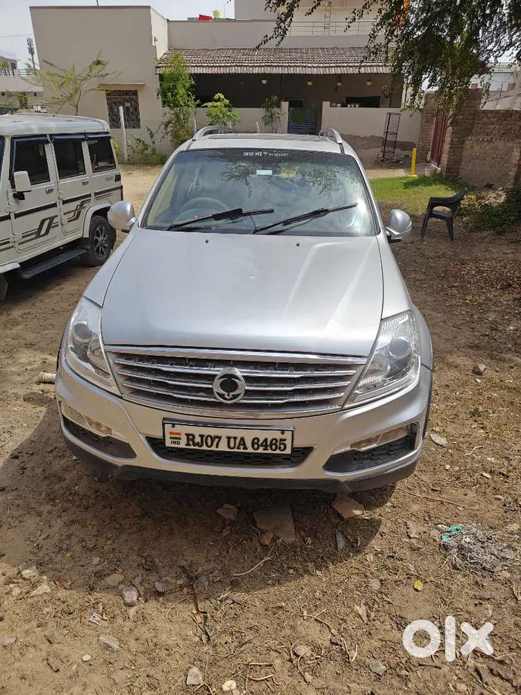 Mahindra Ssangyong Rexton 2013