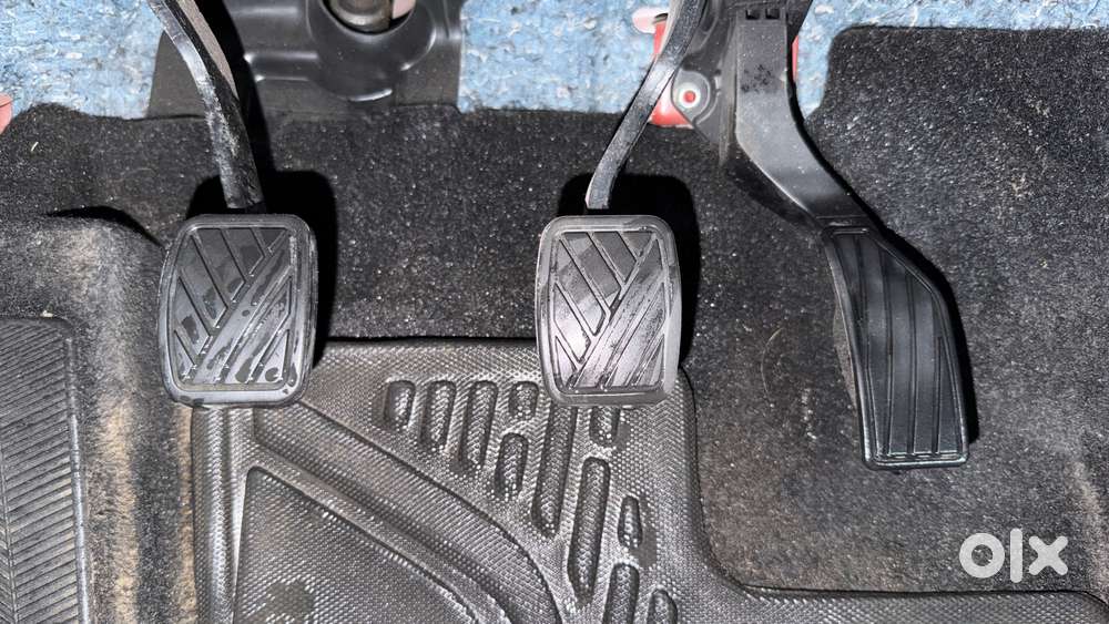 Maruti Suzuki Vitara Brezza 1.5 Zxi, 2022, Petrol