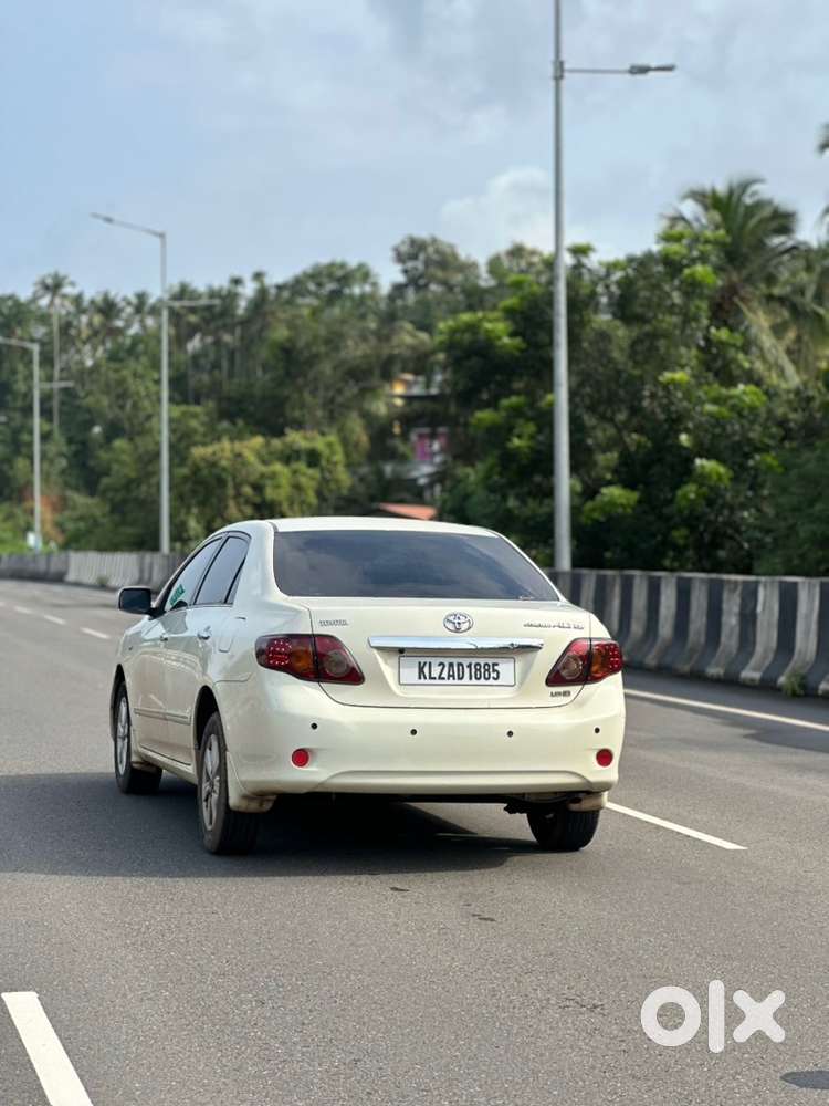 Toyota Corolla Altis 2009