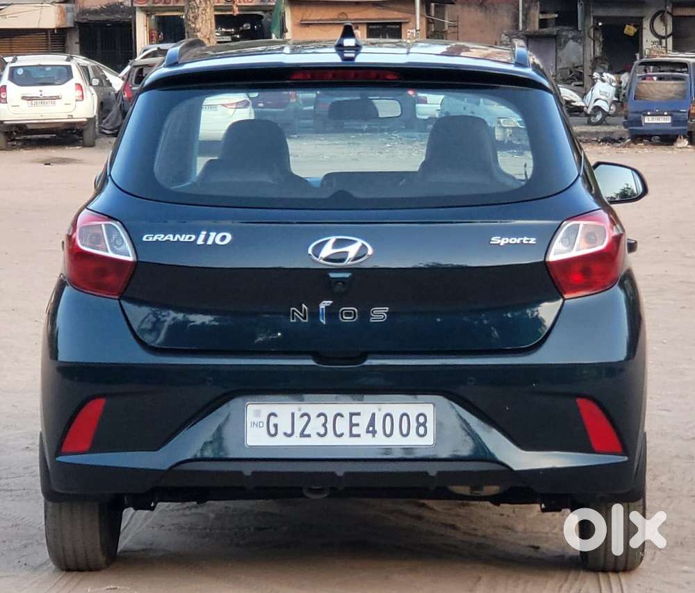 Hyundai Grand I10 Nios Sportz 1.2 At, 2021, Petrol