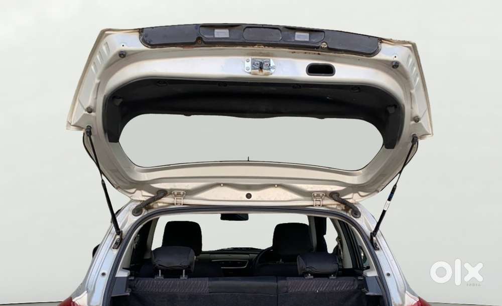 Maruti Suzuki Swift Vxi, 2016, Petrol