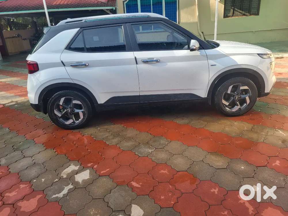 Hyundai Venue 2020 Petrol Good Condition