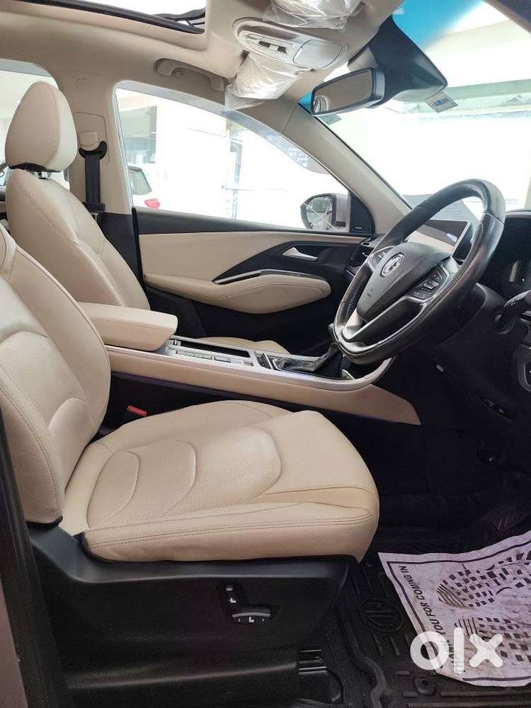 Mg Hector Savvy Pro 1.5 Turbo Cvt Dual Tone, 2023, Petrol