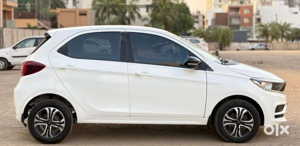 Tata Tiago 1.2 Revotron Xt Cng, 2023, Cng & Hybrids