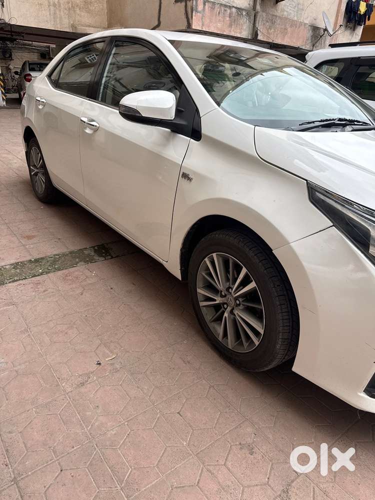 Toyota Corolla Altis Petrol 67132 Km Driven